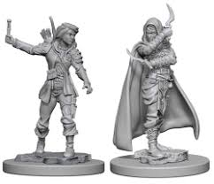 Pathfinder Figure: Human Female Rogue