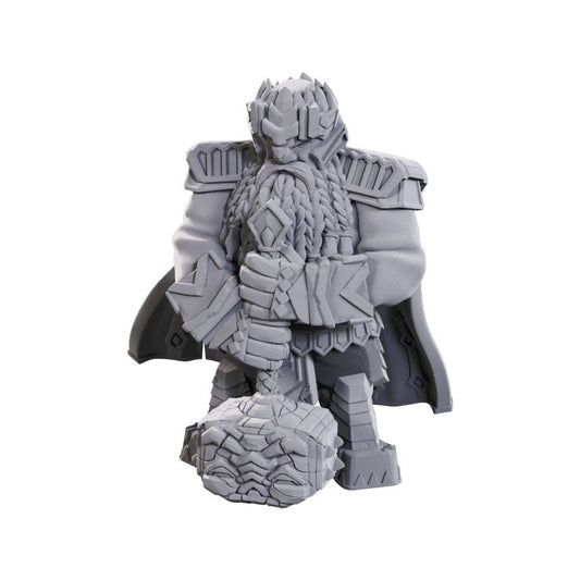 Pathfinder Figure: Male Dwarf Champion